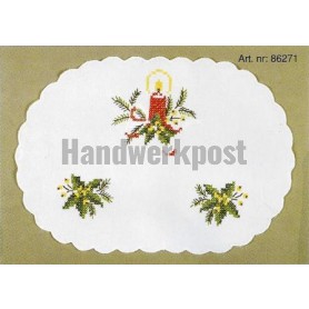 kruissteekkleedje kaars met hulst en dennentakken, wit