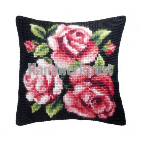 kruissteekkussen rose rozen op zwart