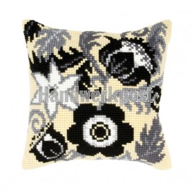 kruissteekkussen zwarte bloemen op wit