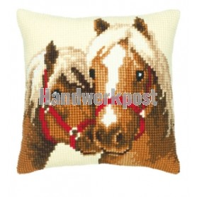 kruissteekkussen paarden