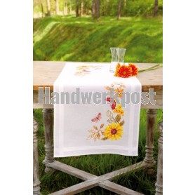 kruissteekloper zonnebloemen met vlinders, wit