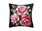 kruissteekkussen rose rozen op zwart
