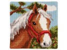 kruissteekkussen paard in zomersfeer