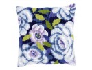 kruissteekkussen lavendelblauwe bloemen